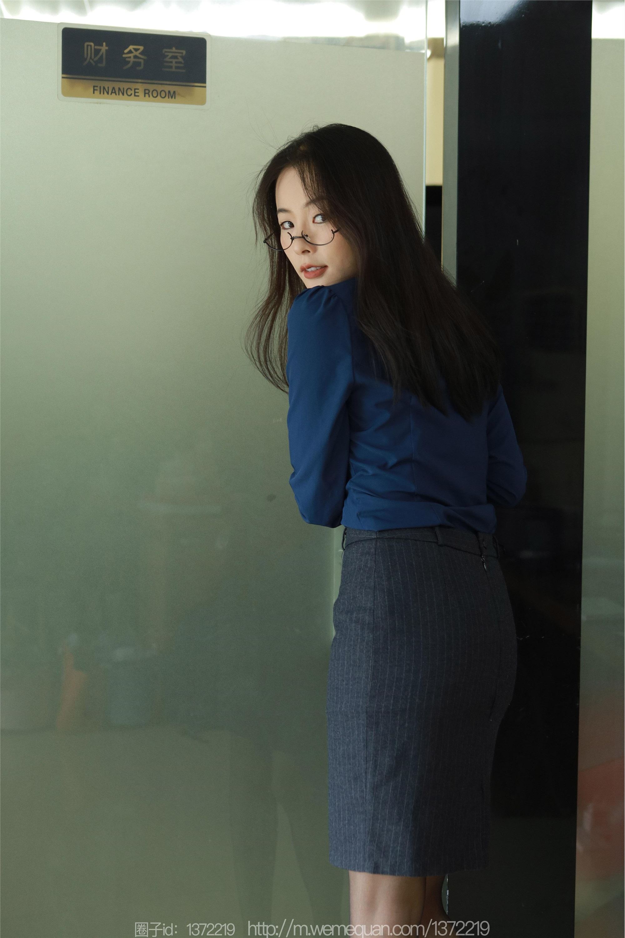 IESS异思趣向  2023.06.26 絲享家 1464 小金《红跟OL》